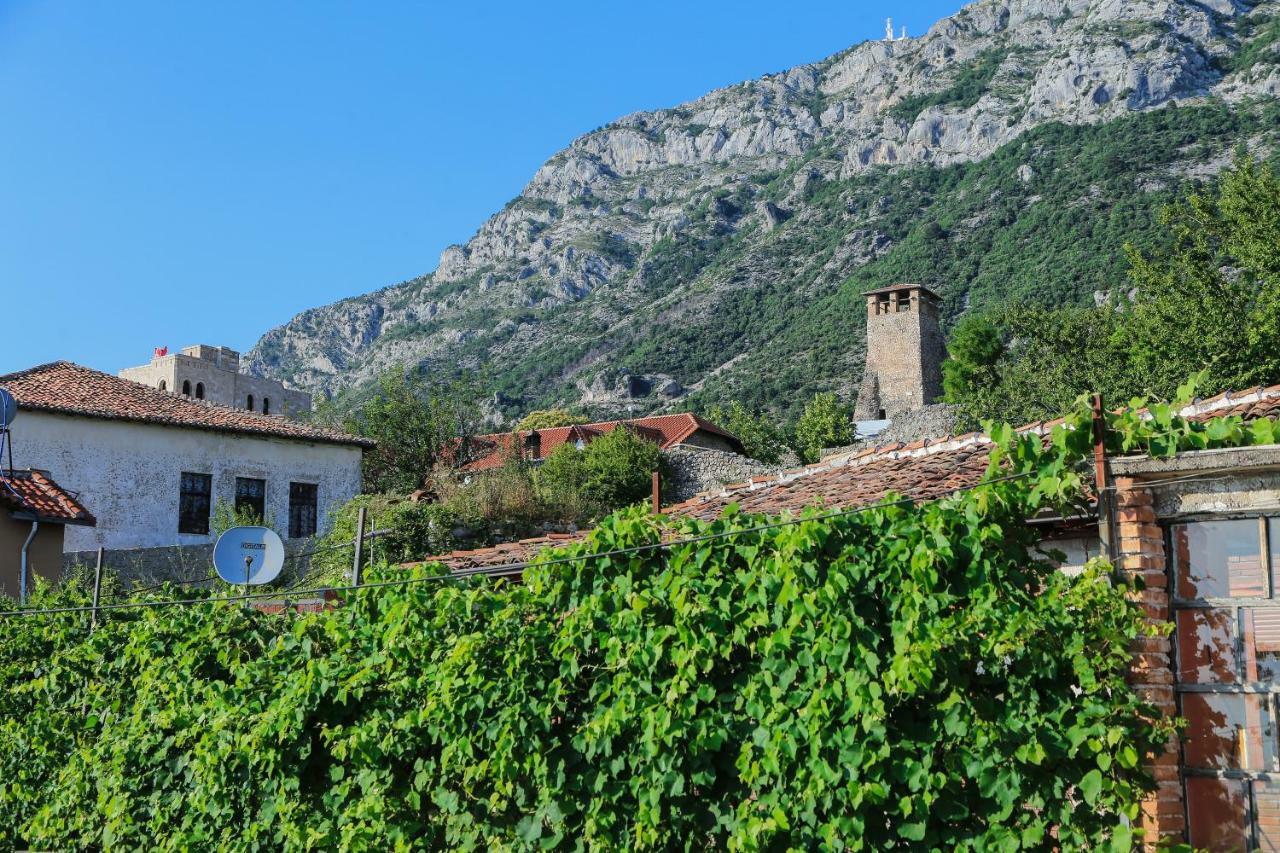 Kaloshi Villa Krujë Exterior foto